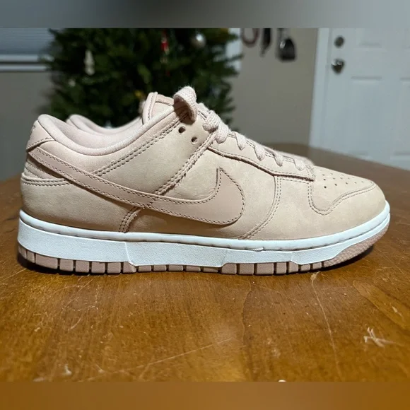 Women’s Nike Dunk Low PRM Pink Oxford Sneakers - Picture 4 of 10